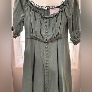 Gal Meets Glam Maxi Olive Dress
